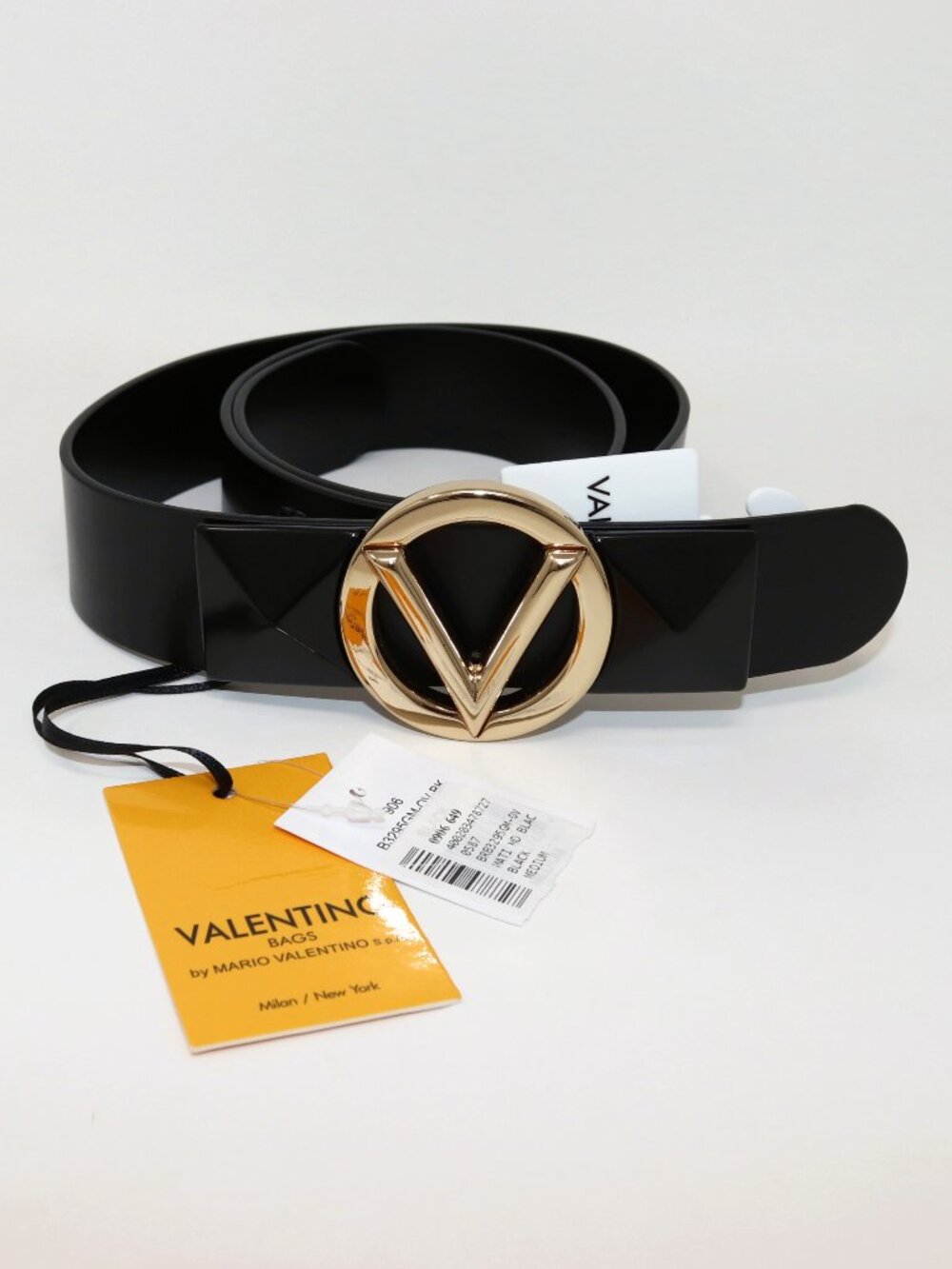 NEW Valentino Medium Belt With Gold Mati V Logo Black Diamond Studs Size Medium